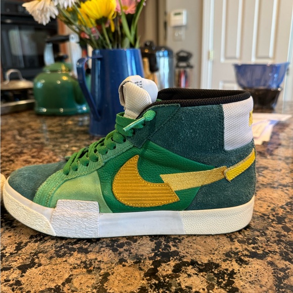 Nike SB Zoom Blazers Mosiac Green - Picture 3 of 5